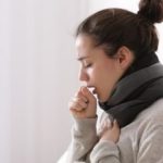 Home Remedies for a Dry Cough in Winter: अगर आप भी सर्दी के मौसम में हैं, सूखी खांसी से परेशान तो अपनाए एक्सपर्ट के बताए यें 5 नुस्खे
